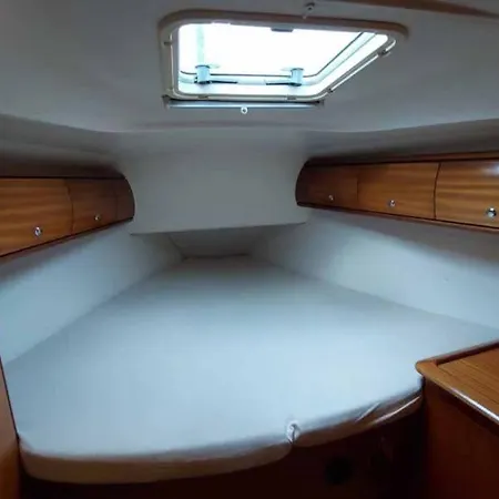 Bateau-hôtel Veronica Lefkáda