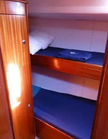 Veronica Lefkada City