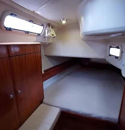 Bateau-hôtel Veronica *