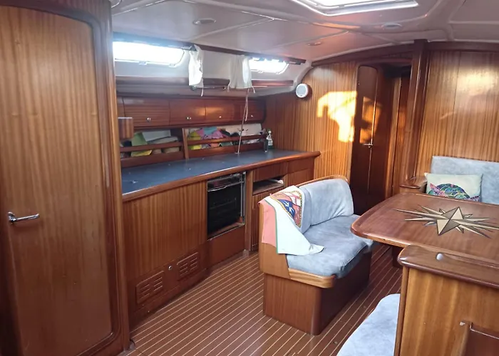 Veronica 船上ホテル